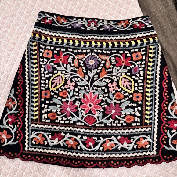 Embroidered Floral Skirt - Multicolor - Picture 2 of 3